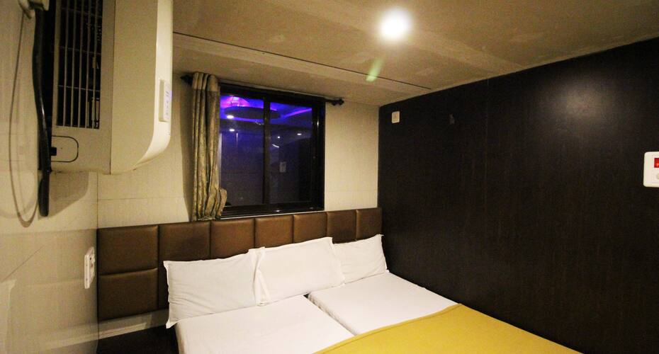 Woodlands Guest House, Mumbai 1